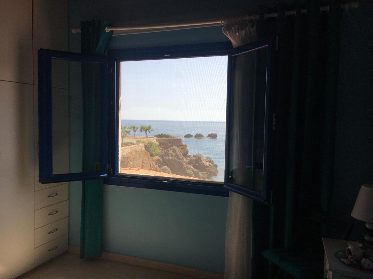 Great Sea-View Apartment. Khora Sfakion Bagian luar foto